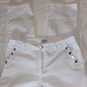 d. jeans Women's Cream Straight Leg Jeans